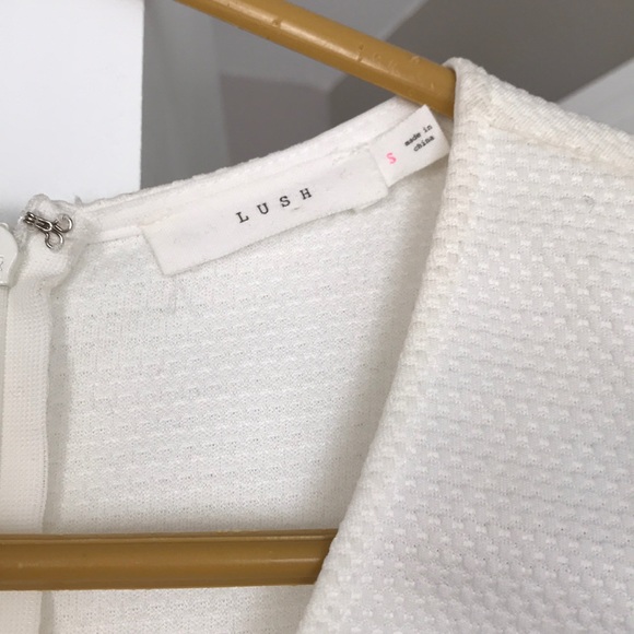 White/cream skater dress with lace detail - Picture 4 of 5